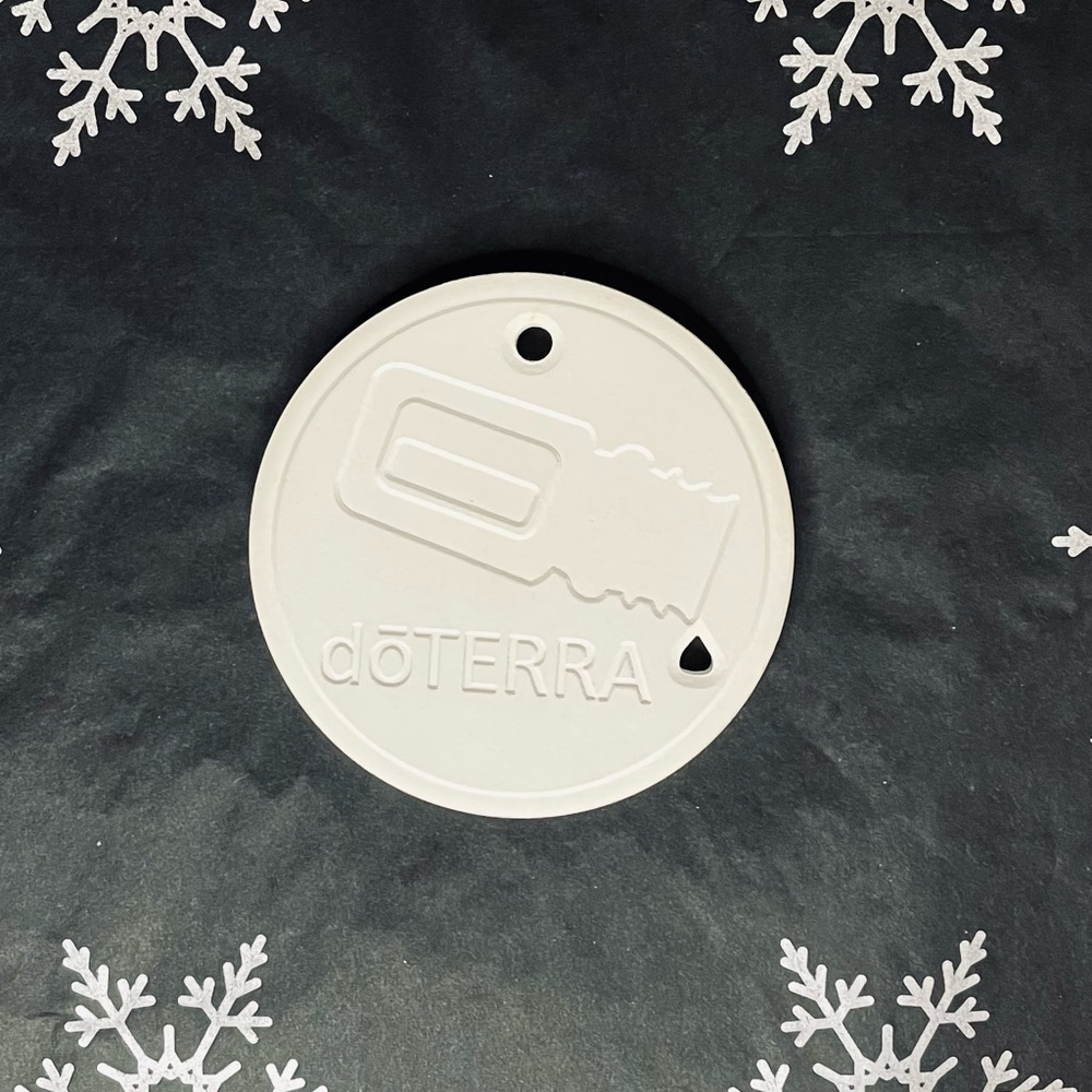 NWOT - doTERRA Dolomite Diffuser Ornament LIMITED EDITION Holiday Collection